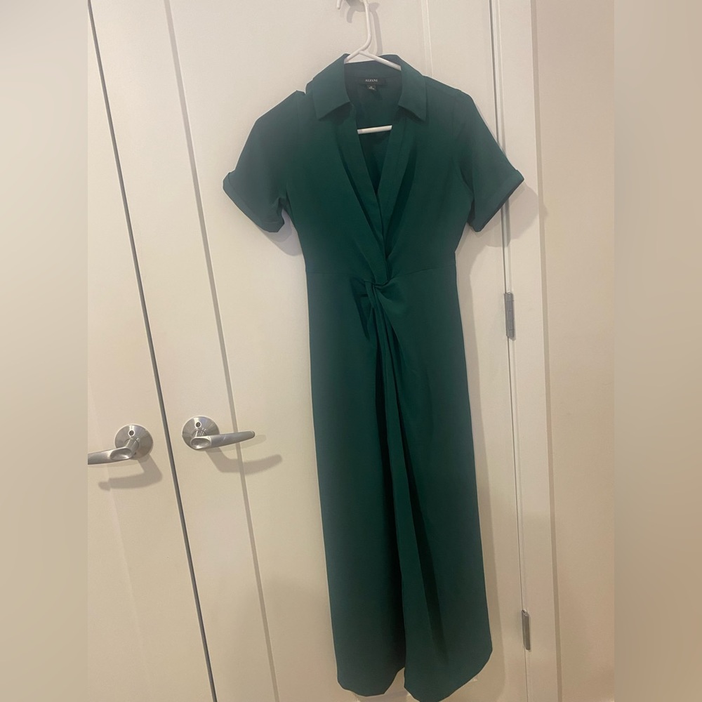 ALFANI
Petite Knot-Front Maxi
Shirtdress